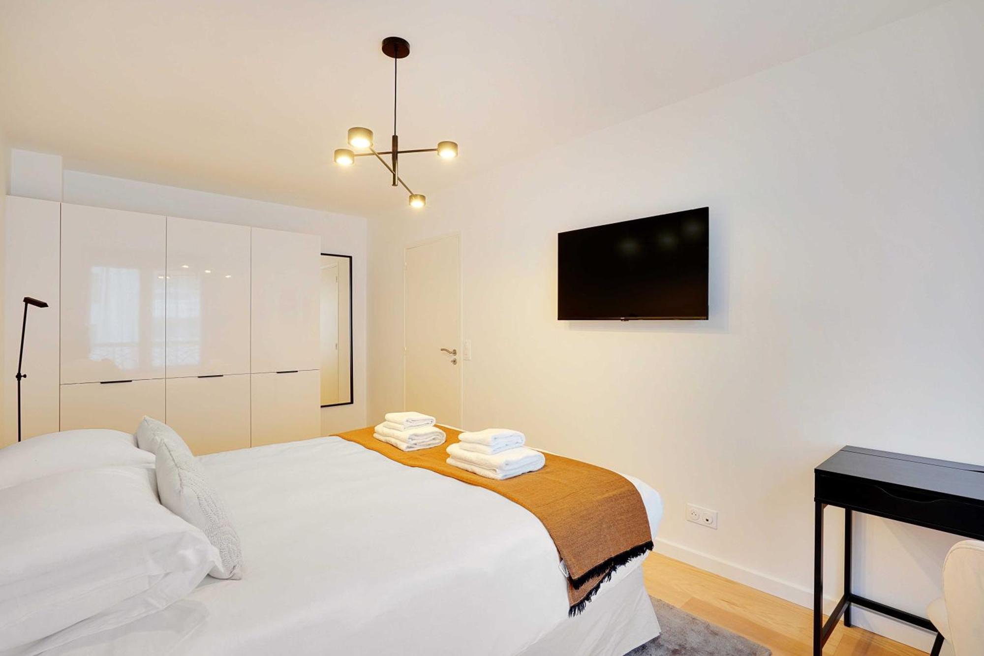Raffinement Et Confort Dans Cette Residence A ลูวาลัวเปแรต์ ภายนอก รูปภาพ
